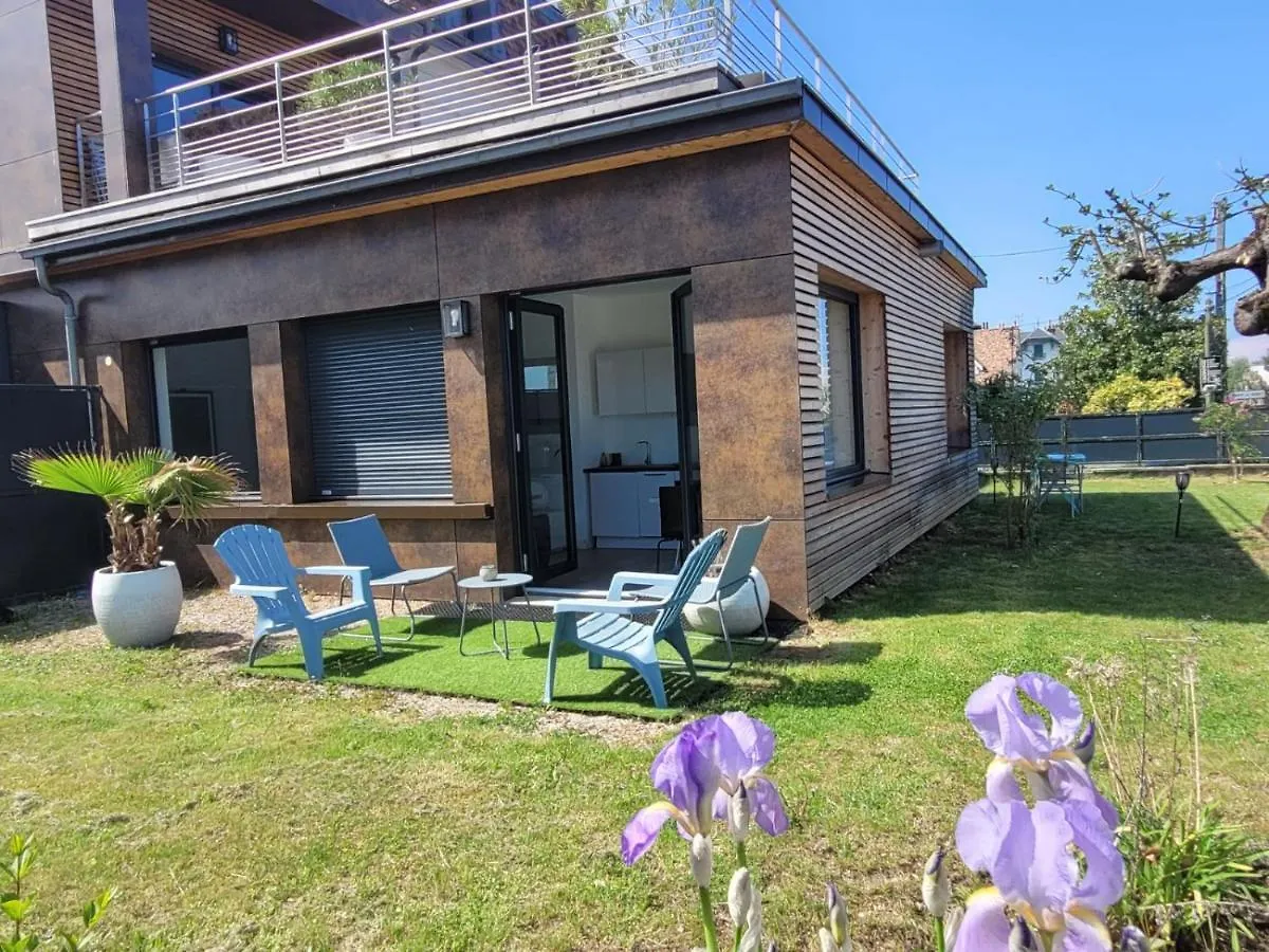 Appartement Cozy 1 Panoramique Lac Leman Thonon-Les-Bains 0*,  France
